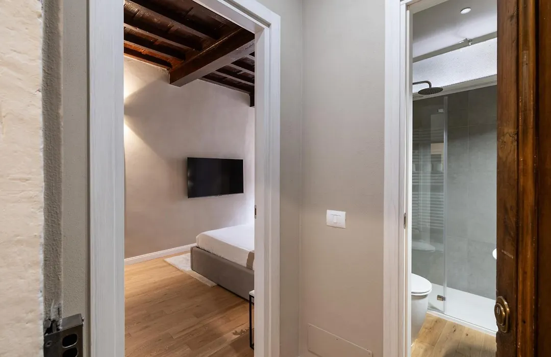 Santa Croce Luxury Suite - Dolcevita Holiday-1