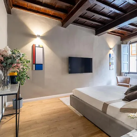 Santa Croce Luxury Suite - Dolcevita Holiday-3